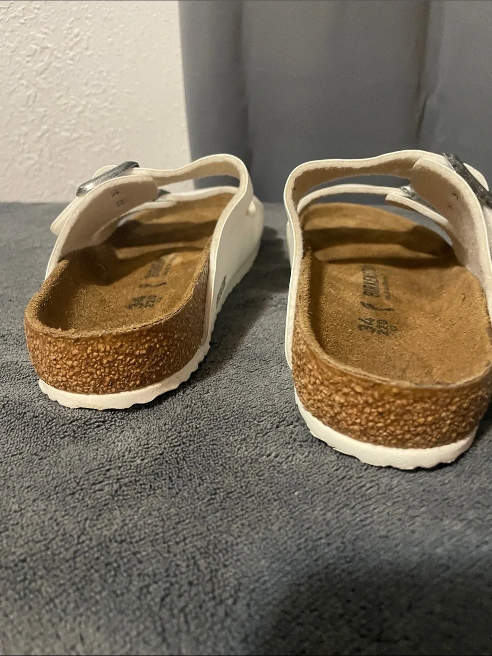 Birkenstock Arizona  White Two-Strap Women’s size 4/34 Sandals Silver Buckle